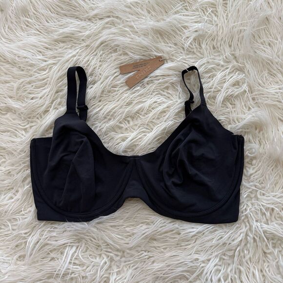 Skims Fits Everybody Unlined Demi Bra Onyx Size 40DDDD - Picture 1 of 7